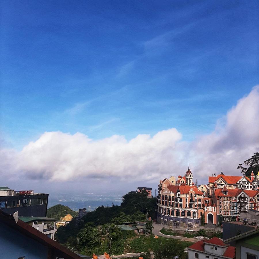 Hôtel Khach San Rosalia Tam Ðảo Extérieur photo