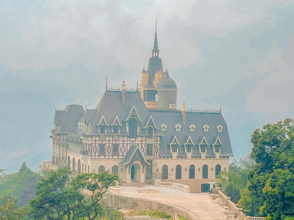 Hôtel Khach San Rosalia Tam Ðảo Extérieur photo