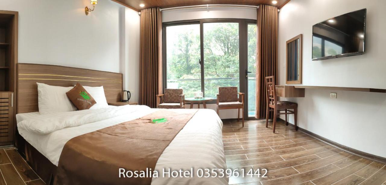 Hôtel Khach San Rosalia Tam Ðảo Extérieur photo