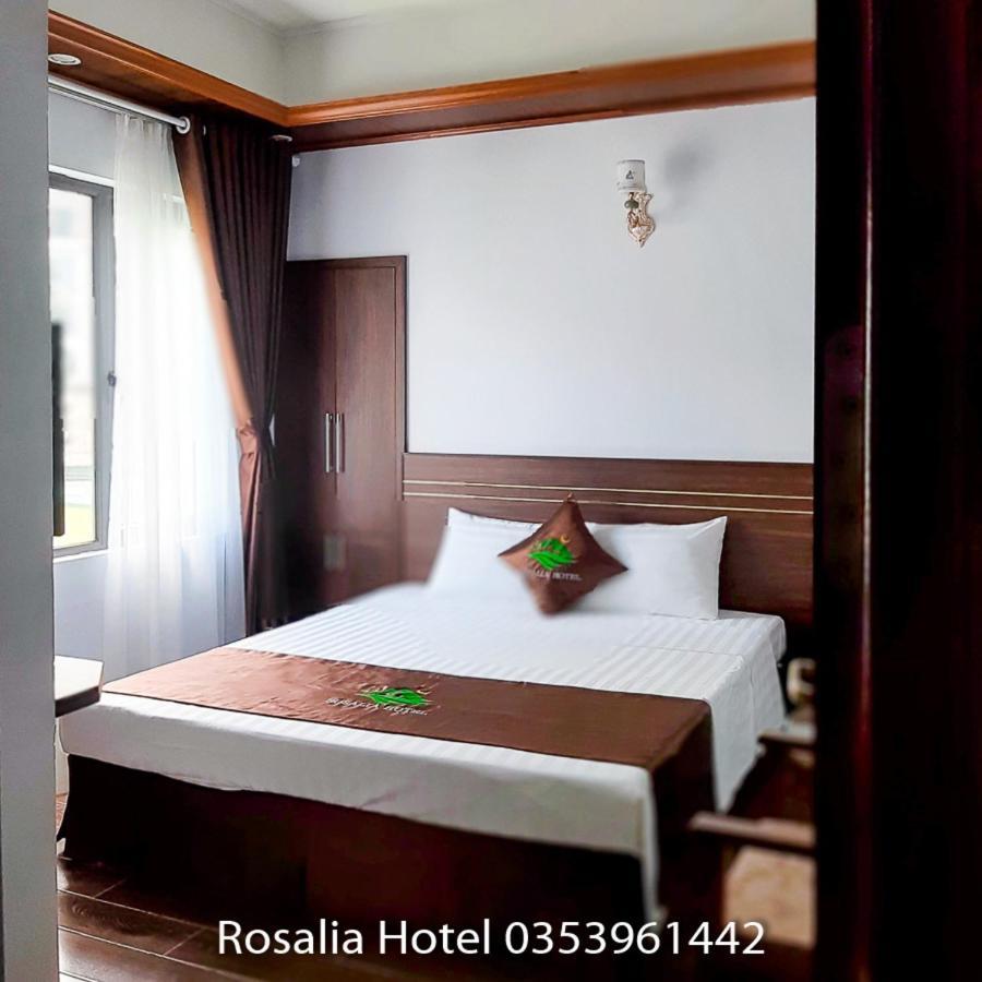 Hôtel Khach San Rosalia Tam Ðảo Extérieur photo