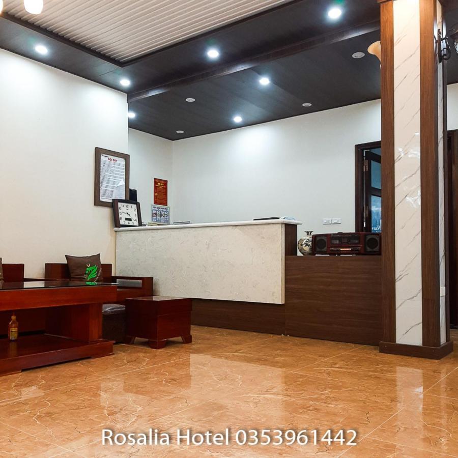 Hôtel Khach San Rosalia Tam Ðảo Extérieur photo