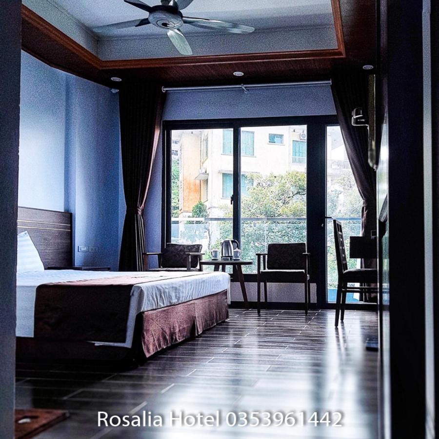Hôtel Khach San Rosalia Tam Ðảo Extérieur photo