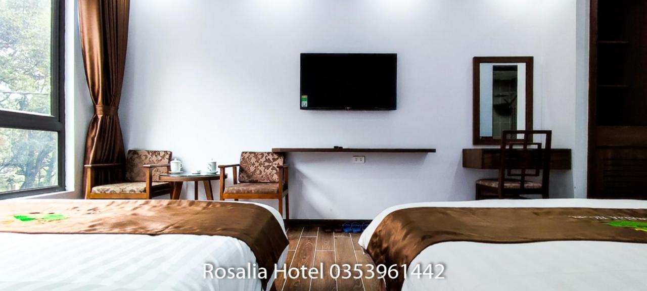Hôtel Khach San Rosalia Tam Ðảo Extérieur photo